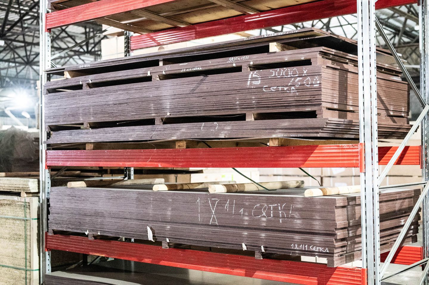 Фанера ФОФ ламинированная 12мм 2440х1220 мм сорт 1/2 березовая