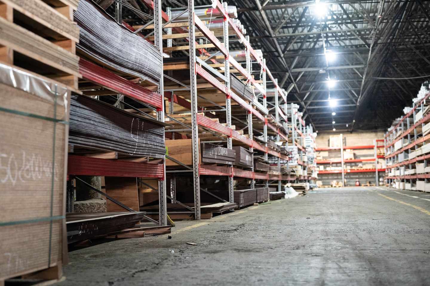 Фанера ФОФ сетчатая 12мм 2500х1250 мм сорт 3/3 березовая