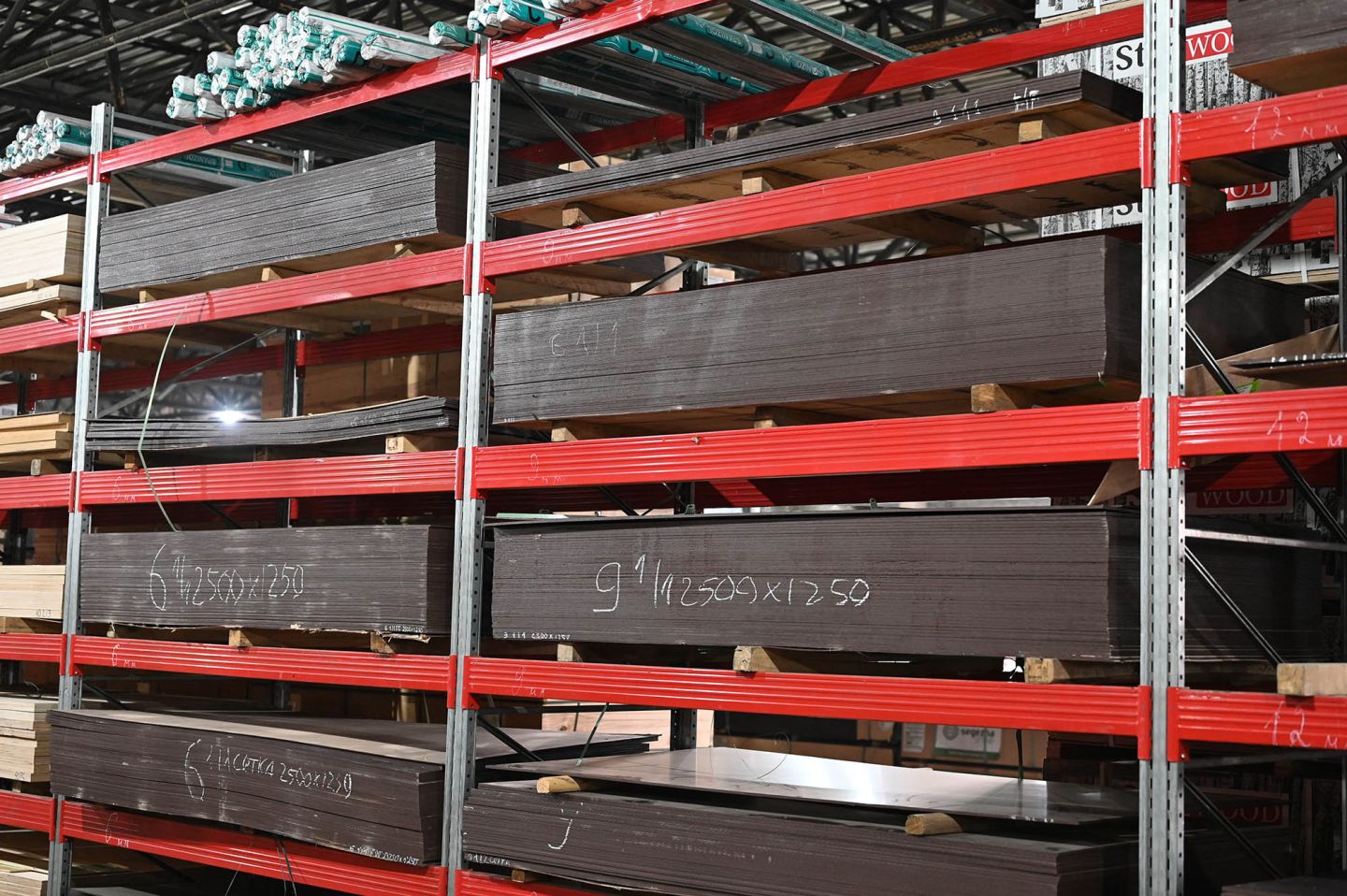 Фанера ФОФ ламинированная 18мм 2440х1220 мм сорт 1/2 березовая